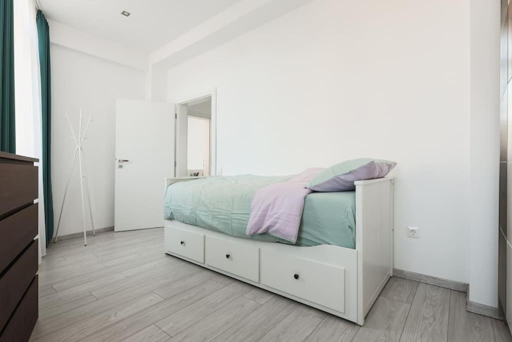 Ambassador Apartment บายามาเร ภายนอก รูปภาพ