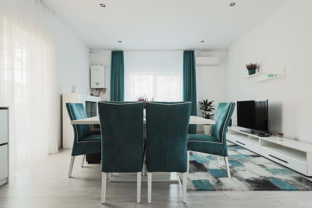 Ambassador Apartment บายามาเร ภายนอก รูปภาพ
