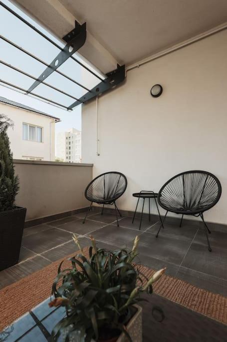 Ambassador Apartment บายามาเร ภายนอก รูปภาพ