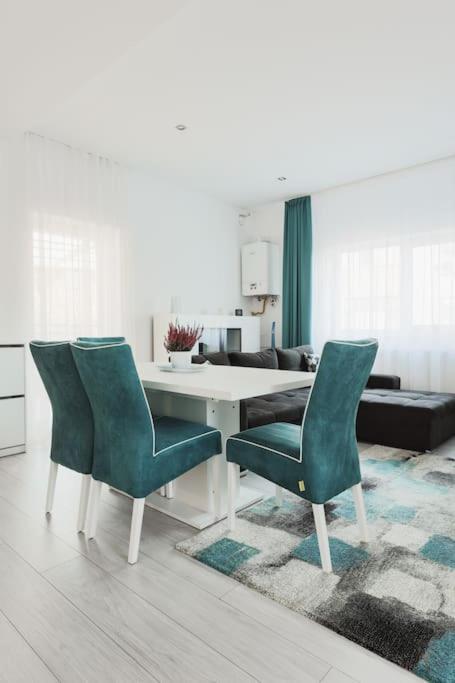 Ambassador Apartment บายามาเร ภายนอก รูปภาพ
