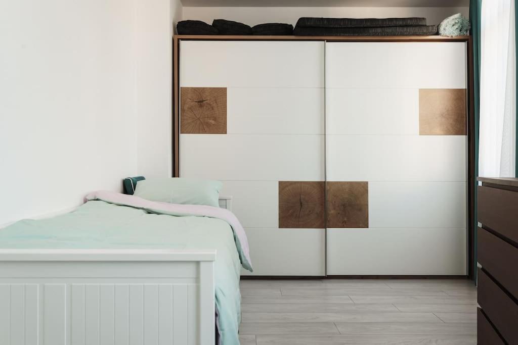 Ambassador Apartment บายามาเร ภายนอก รูปภาพ